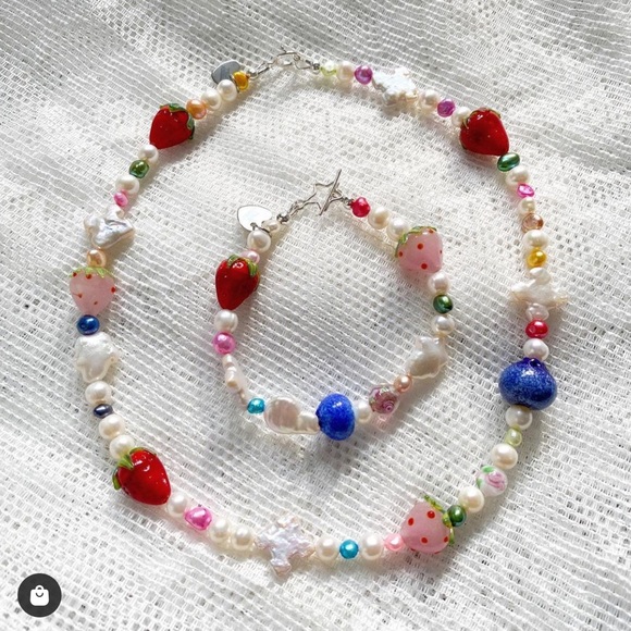 True Middle Juniper Necklace - Picture 2 of 3